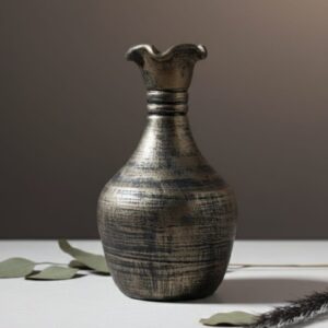 8inch Terracotta antique finish vase